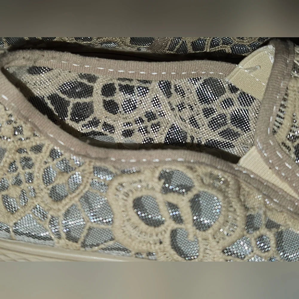 💵3/$20 Bundle 3 Specially MarkPretty Lace Apricot Slip on  Flat Sneaker SZ 7.5 - Picture 6 of 10